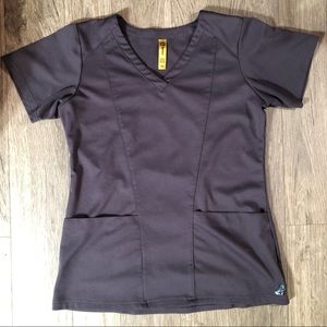 SOLD ‼️ Pewter WonderWink Aero Scrub Top
